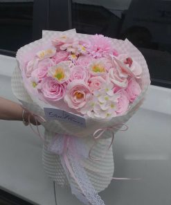 Bó tròn hồng ecuado thơm nhẹ