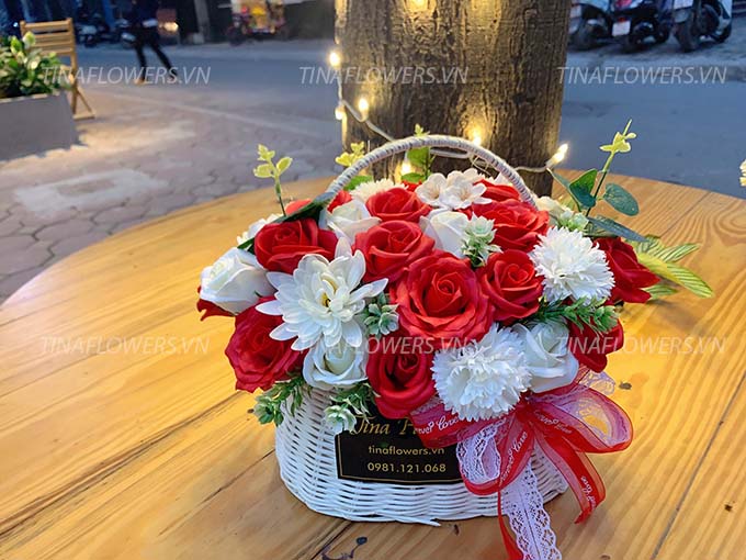 Hoa Sáp Giỏ Mây Siêu Xinh - Tina Flowers - Thế Giới Hoa Hồng Sáp