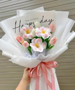 Hoa tulip nở dáng bó dài