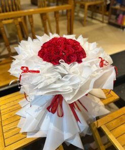 Bó tròn ECUADO 2025 đáng yêu tặng kèm bóng bay