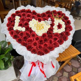 Hoa tim voan thiết kễ chữ