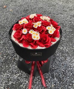 Bó hoa hồng mix cúc tana trắng